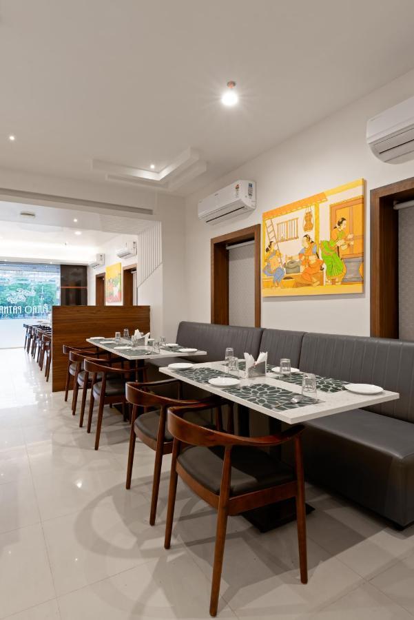 The Elite Hotel Hyderabad Exterior photo